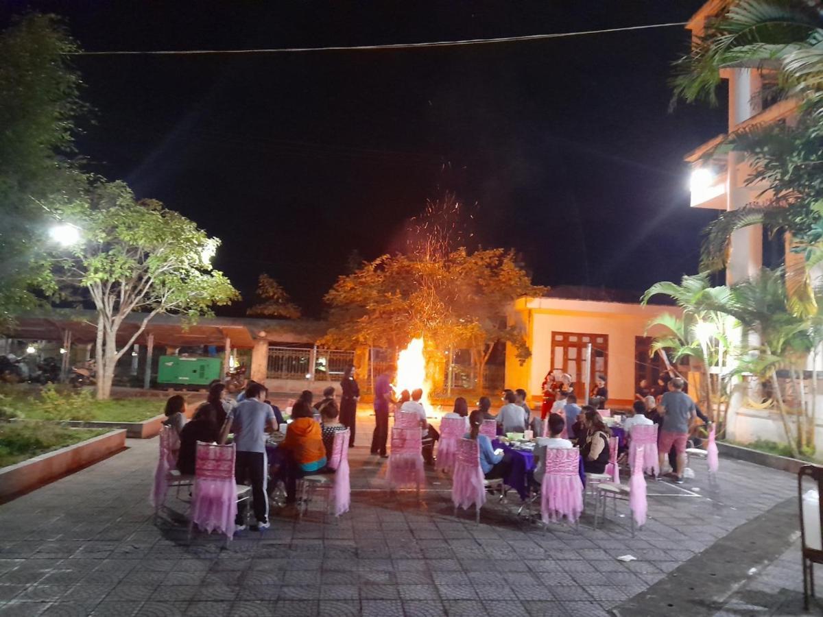 Khach San Vuon Quoc Gia Ba Be Hotell Bac Kan Eksteriør bilde