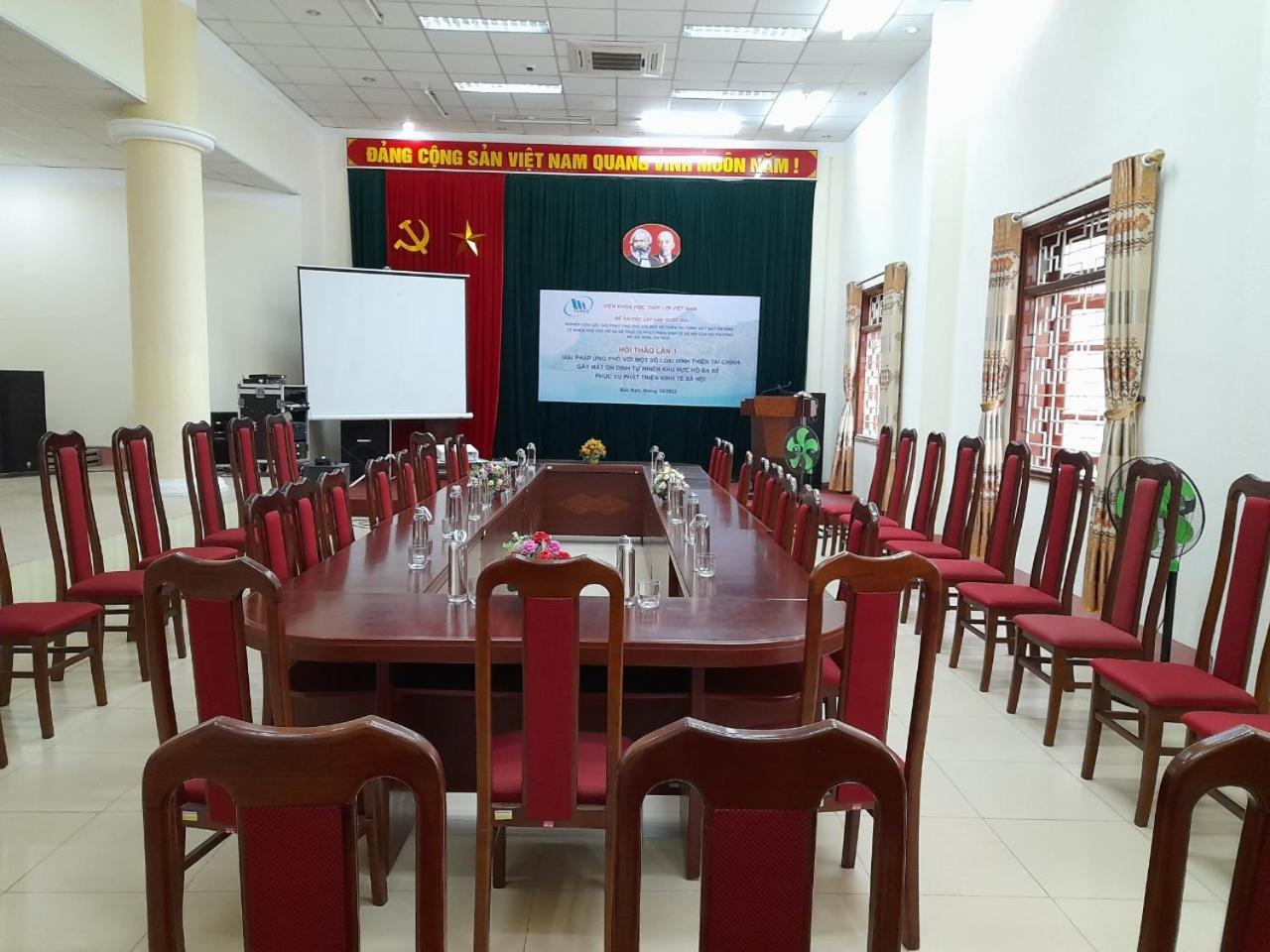 Khach San Vuon Quoc Gia Ba Be Hotell Bac Kan Eksteriør bilde