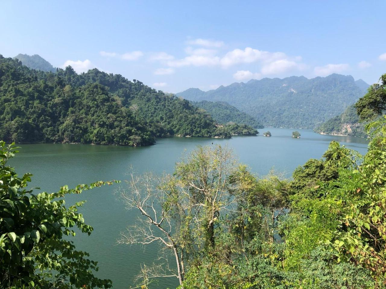 Khach San Vuon Quoc Gia Ba Be Hotell Bac Kan Eksteriør bilde